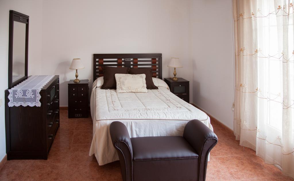 Casa Rural Marchena Navahermosa  Εξωτερικό φωτογραφία